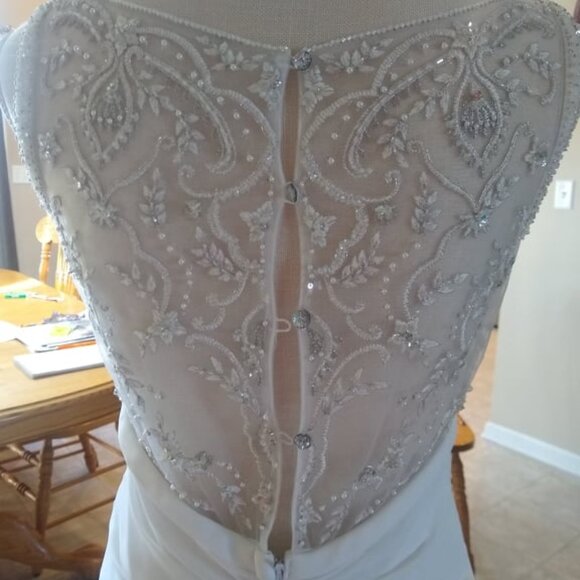 Wedding / Pageant Gown - Sweetheart neckline, beaded sheer illusions back. - Picture 5 of 8